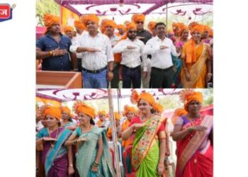 २५ वर्षांनंतर भरली शाळा; माजी विद्यार्थ्यांनी घेतला ‘व्यसनमुक्ती’चा संकल्प!