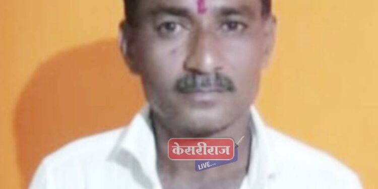 झाडाला गळफास घेऊन प्रौढाची आत्महत्या