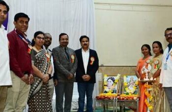  नर्सिंगच्या ९७ विद्यार्थ्यांचा शपथविधी सोहळा उत्साहात