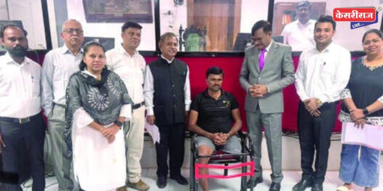 लोक अदालतीतून अपघातात पाय गमावलेल्या जखमीला २२ लाखांची नुकसान भरपाई