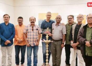 ‘ग्रॅव्हिटी’ चित्र प्रदर्शनात प्रकाश सावल्यांची जुगलबंदी!