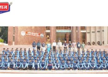 क्रीडा महोत्सवासाठी विद्यापीठाचा संघ स्पर्धांसाठी रवाना