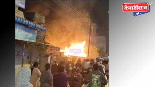 गॅरेजला भीषण आग ; अग्निशमन दलाच्या तत्परतेने मोठी हानी टळली!