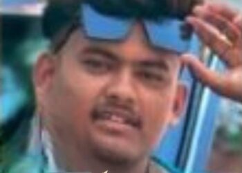 भरधाव दुचाकी दुभाजकाला धडकल्याने तरुण ठार