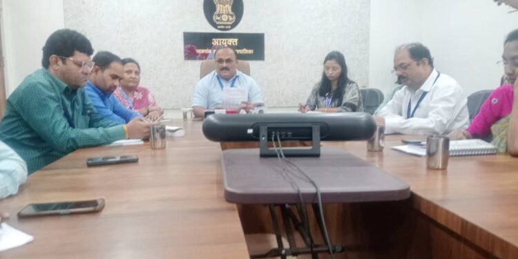 महापालिका निवडणुकीची रणधुमाळी : गुरुवारी ५१६ केंद्रावर मतदान, शुक्रवारी दुपारी निकाल होणार स्पष्ट !