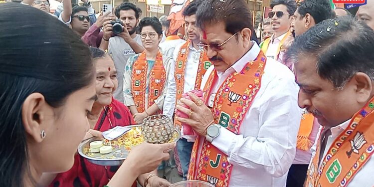 प्रभाग ७ ‘ड’ चे भाजप उमेदवार चंद्रशेखर अत्तरदे यांच्या प्रचार रॅलीला जनसागराचा प्रतिसाद