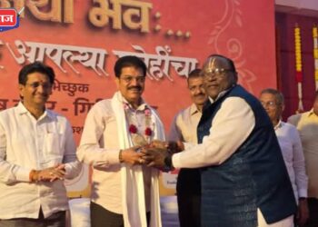 नवनिर्वाचित नगरसेवकांचा झंवर परिवाराच्या वतीने सत्कार