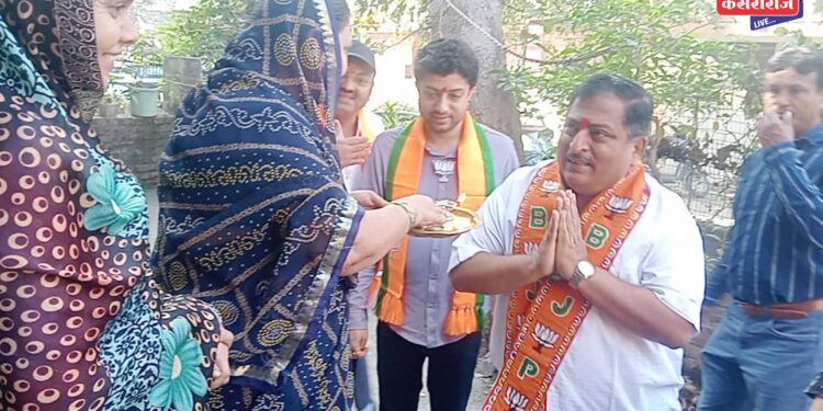 भरभरून आशीर्वाद घेऊन भावुक झाले उमेदवार, रिंगरोडकरांनी दिली पाठिंब्याची साद