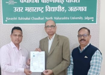 मनपा शाळेतील विद्यार्थ्यांनी लुटला ‘क्रांतिज्योती विद्यालय मराठी माध्यम’ चित्रपटाचा आनंद