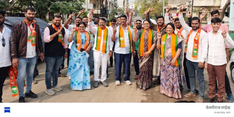 उमेदवार आणि कार्यकर्त्यांच्या भेटीगाठींनी निवडणुकीचे वातावरण तापले