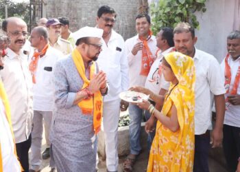 ग्रामीण भागाचा चेहरा मोहरा बदलणारा विकास हाच केंद्रबिंदू – पालकमंत्री गुलाबराव पाटील