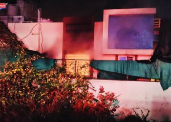 कोल्हे हिल्स परिसरात घराला आग; ३५ ते ४० हजारांचे नुकसान