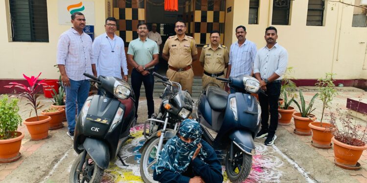मोटार सायकल चोरट्यांच्या मुसक्या आवळल्या