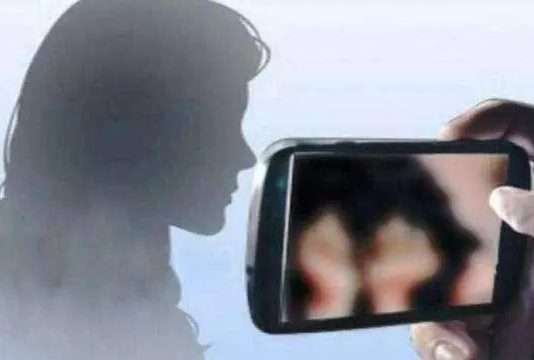 अंघोळ करतानाचे व्हिडिओ काढणाऱ्या नराधमावर पोक्सोअंतर्गत गुन्हा