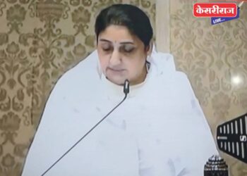 पहिल्या महिला उपमुख्यमंत्री : सुनेत्रा अजितराव पवार यांनी घेतली राजभवनात शपथ