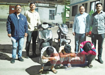 जळगाव स्थानिक गुन्हे शाखेने पकडली दुचाकी चोरणारी टोळी