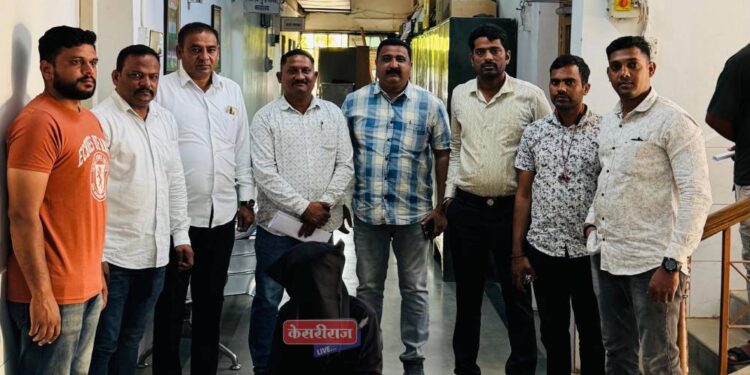 धावत्या रेल्वेतून दागिने लांबवणारा सराईत चोरटा जेरबंद