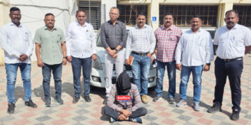 लिफ्ट देण्याच्या बहाण्याने लूटमार करणारा गजाआड