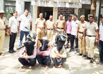 मालेगावच्या टोळीला जिल्हापेठ पोलिसांनी ठोकल्या बेड्या