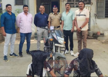 दुचाकी चोरट्यांच्या मुसक्या आवळल्या, चोरीची मोटार सायकल जप्त