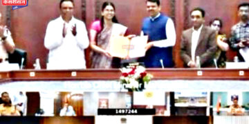 सेवाकर्मी प्लस उपक्रमांतर्गत उत्कृष्ट कार्याबद्दल जि.प.च्या सीइओ मिनल करनवाल यांना विशेष पुरस्कार