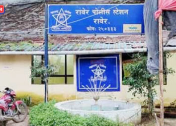 पुनखेडा शिवारात धारदार शस्त्रासह एकास पकडले; १ लाखांची दुचाकीही जप्त