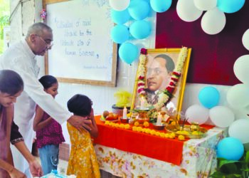 डॉ. उल्हास पाटील वैद्यकीय महाविद्यालयात डॉक्टर बाबासाहेब आंबेडकर जयंती साजरी