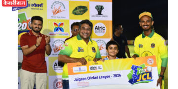 ‘ओम’ च्या धुवांधार शतकाने जळगाव कोगटा ‘किंग’