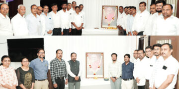 गरजूंना मदतीचा हात हीच स्व. गोदावरी आजींची शिकवण- प्राचार्य व्ही.एच. पाटील