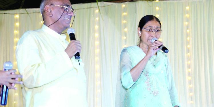 डॉ.उल्हास पाटील वैद्यकिय महाविद्यालयात टीचर्स ज्युनिअर नाईट उत्साहात