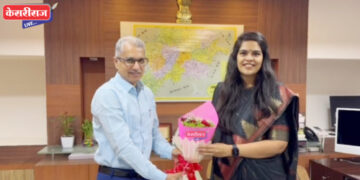 जि प च्या मुख्य कार्यकारी अधिकारी करिश्मा नायर यांनी स्वीकारला पदभार