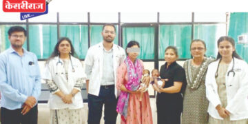 डॉक्टरांची सेवा आणि आईच्या मायेेची हाक कुशीत पुन्हा उमलले दोन जीव
