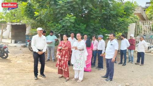 महापौर दीपमाला काळे यांच्याकडून रामदास कॉलनीतील प्रस्तावित उद्यानाच्या कामाची पाहणी