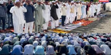 जळगाव शहरासह जिल्ह्यात बकरी ईदनिमित्त नमाज पठाण