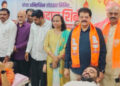 मंत्री गिरीष महाजन यांच्या वाढदिवसानिमित्त ६७ दात्यांचे रक्तदान