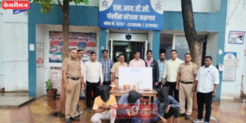 एमआयडीसी पोलिसांकडून घरफोडीचा गुन्हा उघडकीस; चोरी गेलेले चांदीचे देव आणि भांडी हस्तगत