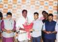 अपक्ष आमदार गोकुळ गीते यांची शिवसेनेला साथ; ‘सहयोगी सदस्य’ म्हणून काम करण्याची घोषणा