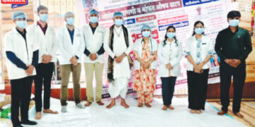 चाळीसगाव येथे वारकर्‍यांसाठी ’डॉ. उल्हास पाटील कॉलेज ऑफ फिजिओथेरपी’तर्फे मोफत सेवा शिबिर