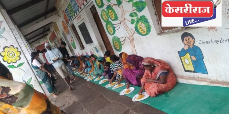ममुराबादमध्ये लेंडी नाल्याला पूर; ४० घरांमध्ये पाणी शिरले