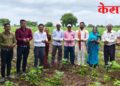 जिल्हाधिकारी यांचा ‘शेतकरी माझा पांडुरंग, शेती माझी पंढरी’ उपक्रमात सहभाग