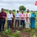 जिल्हाधिकारी यांचा ‘शेतकरी माझा पांडुरंग, शेती माझी पंढरी’ उपक्रमात सहभाग