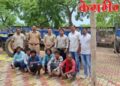 बोरी नदीपात्रावर पोलिसांचा पहाटेचा छापा; अवैध वाळू वाहतुकीचे सहा ट्रॅक्टर जप्त