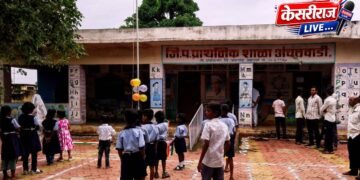 आंचलवाडी ग्रामपंचायतीचा आदर्श; स्वातंत्र्यदिनी युवकांच्या हस्ते ध्वजारोहण