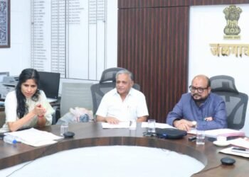 विशेष कार्यकारी अधिकारी नियुक्तीची पात्रता यादी १५ ऑगस्टपर्यंत सादर करा – पालकमंत्री गुलाबराव पाटील  जिल्ह्यात ७,३५६ विशेष कार्यकारी अधिकाऱ्यांची होणार निवड; शासन निर्णयातील निकषांचे काटेकोर पालन करण्याचे निर्देश