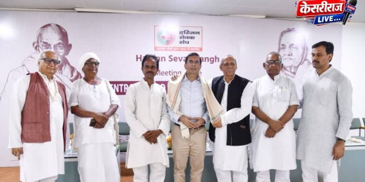 गांधीविचार, आधुनिक तंत्रज्ञान आणि उद्योजकतेच्या संगमातून समृद्धीचा नवा मार्ग