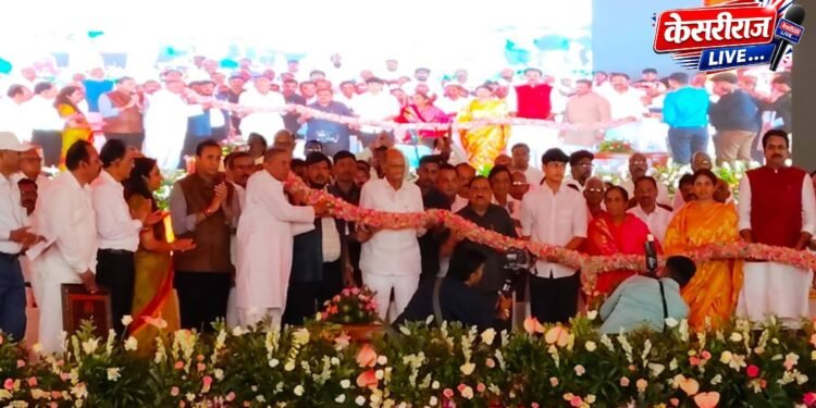 महाराष्ट्रात भाजप रुजविणाऱ्यांमध्ये प्रमोद महाजन, एकनाथ खडसे यांचे योगदान महत्त्वाचे – शरद पवार