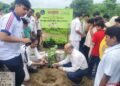 जैन इरिगेशनसह विविध आस्थापनांमध्ये स्वातंत्र्यदिन उत्साहात