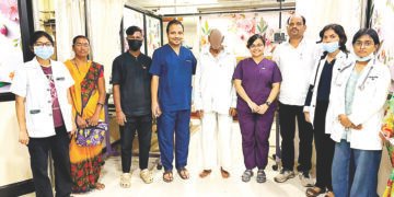 ८३ वर्षीय वृद्ध रुग्णाचे मृत्यूशी दोन हात मेंदूवरील यशस्वी शस्त्रक्रियेनंतर व्हेंटिलेटरवरील रुग्ण सुखरूप घरी
