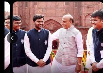 स्वातंत्र्यदिन सोहळ्यासाठी विशेष अतिथी म्हणून भुसावळच्या रिद्धेश अनंत बेंडाळेना मिळाला सन्मान