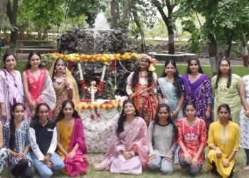 गोदावरी अभियांत्रिकी महाविद्यालयात दहीहंडीचा जल्लोष